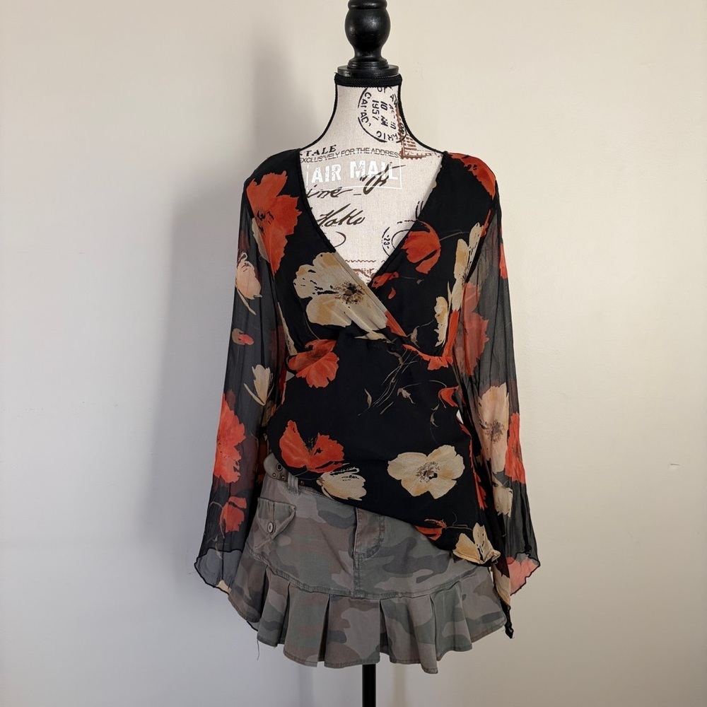 Vintage 100% silk black floral whimsigoth mesh long sleeve top - Picture 2 of 12